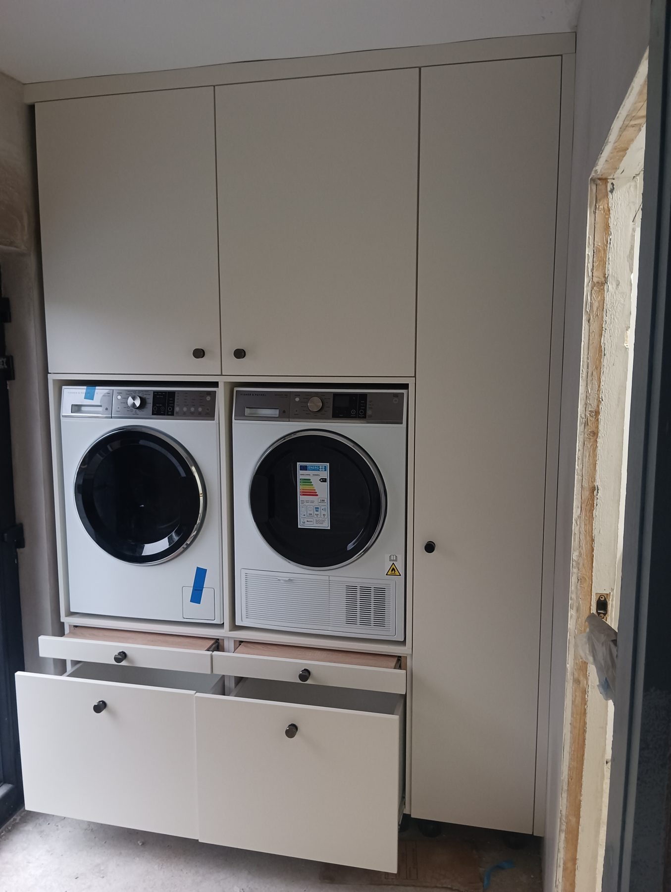 Laundry room unit (finished) - fitted by Kitchen Hero